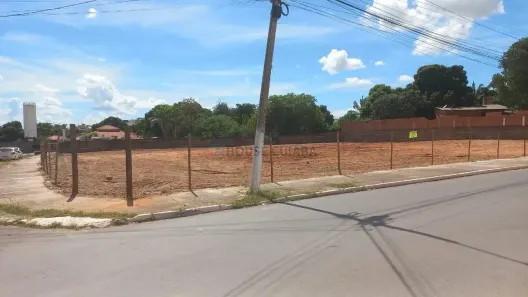 Lote/Terreno à venda, 4100m² no Centro-Sul, Várzea Grande