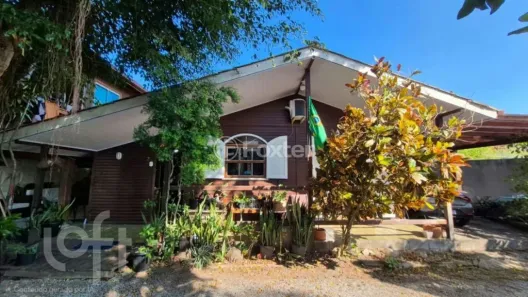 Casa com 4 Quartos à venda, 140m² no Barra da Lagoa, Florianópolis