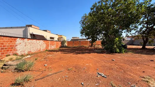 Lote/Terreno à venda, 250m² no Plano Diretor Sul, Palmas
