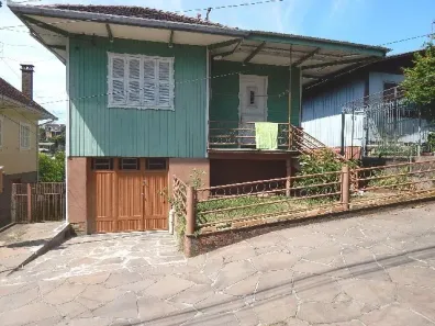 Casa com 3 Quartos à venda, 200m² no Rio Branco, Caxias do Sul