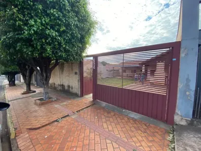 Casa com 2 Quartos à venda, 80m² no Monte Castelo, Campo Grande