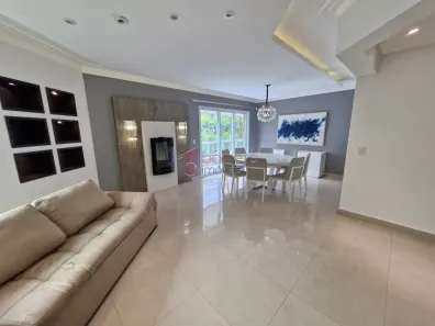 Apartamento com 3 Quartos para alugar, 223m² no Centro, Jundiaí