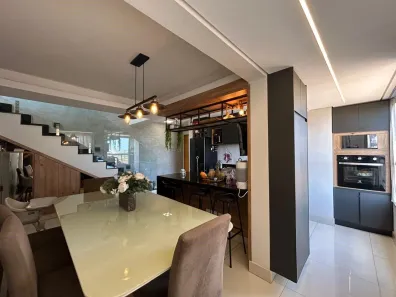 Cobertura com 2 Quartos à venda, 132m² no Santa Mônica, Uberlândia