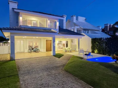 Casa de Condomínio com 5 Quartos à venda, 315m² no , Xangri-Lá
