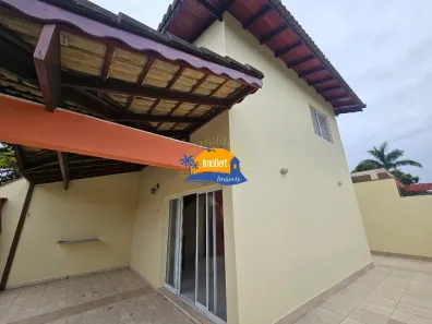 Sobrado com 2 Quartos para alugar, 239m² no Indaiá, Bertioga