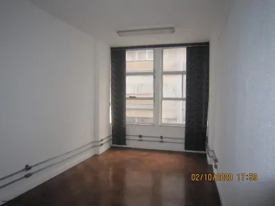 Sala Comercial para alugar, 100m² no República, São Paulo