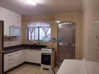 Casa com 3 Quartos à venda, 217m² no Jardim Textil, São Paulo
