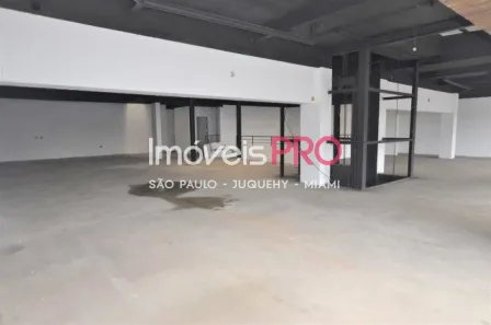 Prédio Comercial para alugar, 975m² no Indianópolis, São Paulo