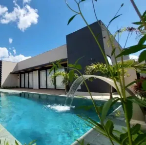 Casa de Condomínio com 3 Quartos para alugar, 390m² no Residencial Lago Sul, Bauru