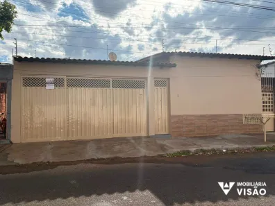 Casa com 2 Quartos à venda, 120m² no Lourdes, Uberaba