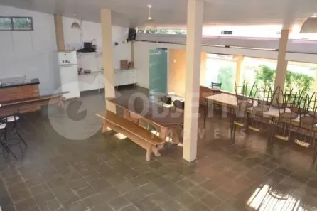 Casa com 4 Quartos à venda, 278m² no Saraiva, Uberlândia