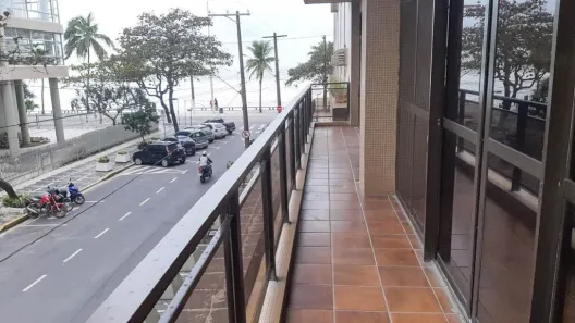 Apartamento com 3 Quartos para alugar, 190m² no Pitangueiras, Guarujá