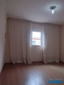 Casa com 2 Quartos à venda, 172m² no Vila Linda, Santo André