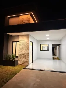 Casa com 3 Quartos à venda, 97m² no Jardim Gramado, Cuiabá
