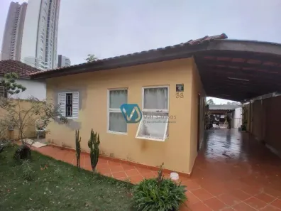 Casa com 3 Quartos à venda, 160m² no Arco Íris, Londrina