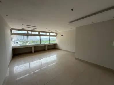 Sala Comercial à venda, 38m² no Renascença, São Luís