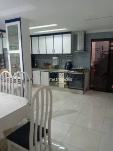 Sobrado com 3 Quartos à venda, 161m² no Parque Novo Oratório, Santo André