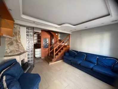 Casa com 3 Quartos para alugar, 74m² no Humaitá, Porto Alegre