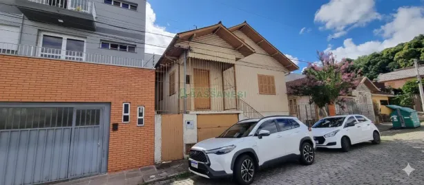 Casa com 3 Quartos à venda, 204m² no Centro, Caxias do Sul