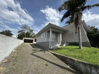 Casa com 3 Quartos à venda, 210m² no Bosque do Repouso, Criciúma