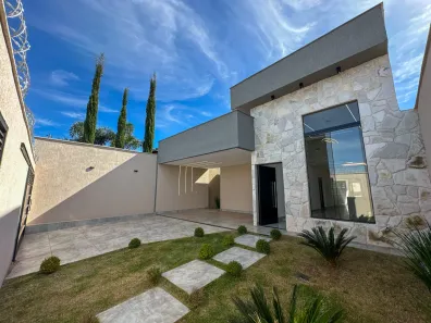 Casa com 3 Quartos à venda, 168m² no Vila Finsocial, Goiânia