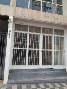 Sala Comercial para alugar, 1050m² no Centro, Bauru