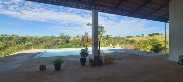 Fazenda/Sítio com 4 Quartos à venda, 150m² no Parque Residencial Francisco Belo Galindo, Presidente Prudente