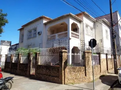 Imóvel Comercial com 6 Quartos para alugar, 272m² no Centro, Teresina