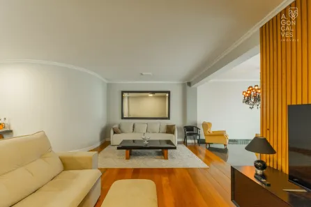 Apartamento com 4 Quartos à venda, 280m² no Seminário, Curitiba