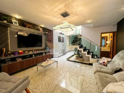 Sobrado com 3 Quartos à venda, 161m² no Vila Scarpelli, Santo André