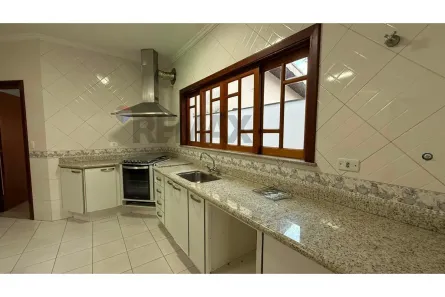 Casa de Condomínio com 4 Quartos para alugar, 220m² no Arujá 5, Arujá