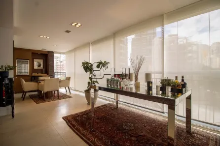 Apartamento com 3 Quartos para alugar, 226m² no Vila Nova Conceição, São Paulo