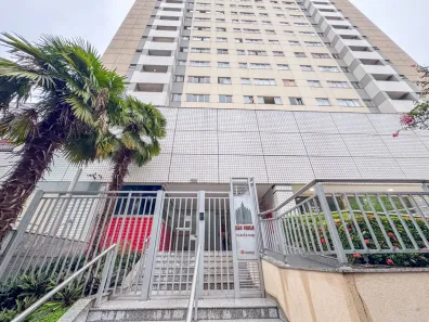 Apartamento com 2 Quartos para alugar, 60m² no Centro, Londrina