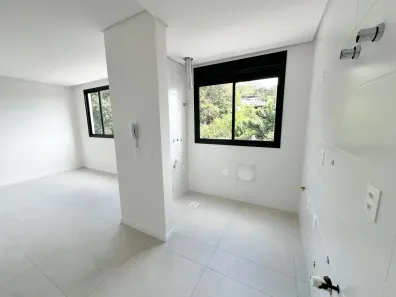 Apartamento com 2 Quartos à venda, 59m² no Coqueiros, Florianópolis