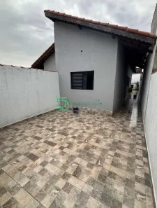 Casa com 2 Quartos à venda, 50m² no Centro, Mongaguá