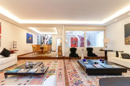 Casa com 5 Quartos para venda ou aluguel, 540m² no Indianópolis, São Paulo