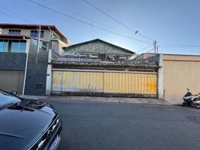 Casa com 4 Quartos à venda, 209m² no Santa Maria, Belo Horizonte