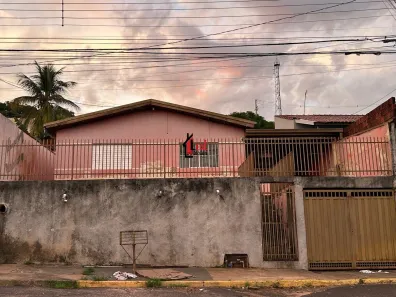 Casa com 3 Quartos à venda, 108m² no Jardim Iguaçu, Presidente Prudente