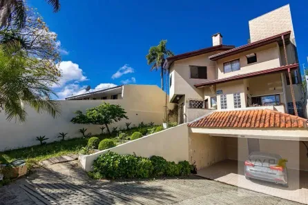 Casa com 3 Quartos à venda, 233m² no Pilarzinho, Curitiba