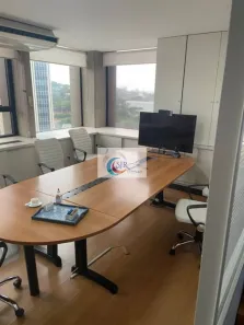 Sala Comercial à venda, 300m² no Vila Olímpia, São Paulo