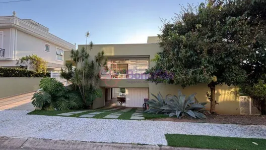 Casa com 3 Quartos à venda, 234m² no Vila Nova Esperia, Jundiaí