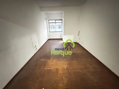 Kitnet com 1 Quarto à venda, 33m² no Aclimação, São Paulo