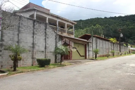 Fazenda/Sítio com 4 Quartos à venda, 612m² no Rio Abaixo, Mairiporã
