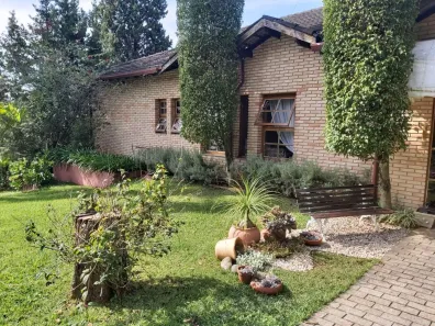 Casa de Condomínio com 3 Quartos à venda, 480m² no Arujázinho I, II e III, Arujá