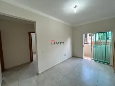 Apartamento com 2 Quartos para alugar, 60m² no Santa Mônica, Uberlândia