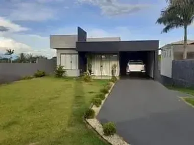 Fazenda/Sítio com 3 Quartos à venda, 265m² no , Sertanópolis