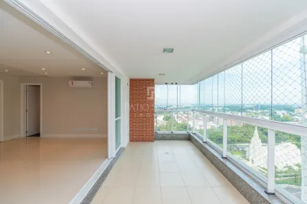 Apartamento com 3 Quartos à venda, 131m² no Campina do Siqueira, Curitiba