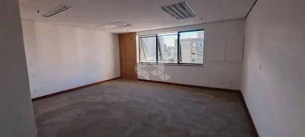 Sala Comercial para alugar, 100m² no Moinhos de Vento, Porto Alegre