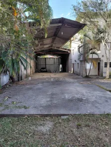 Galpão/Depósito/Armazém para alugar, 300m² no Parque Assunção, Taboão da Serra