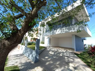 Casa de Condomínio com 4 Quartos à venda, 217m² no Mário Quintana, Porto Alegre